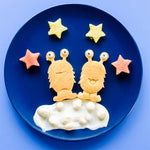Load image into Gallery viewer, Lunch Punch Sandwich Cutters, Space (Set of2) - Healthy Snacks NZ
