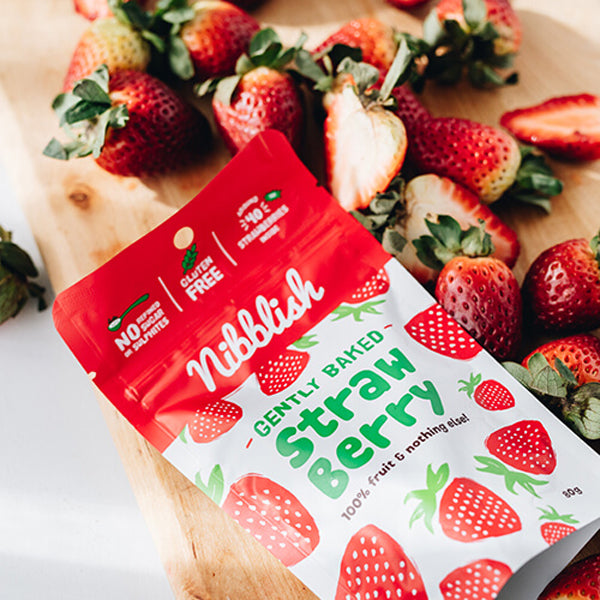 Nibblish, Gently Baked Strawberry, 80g - Healthy Snacks NZ