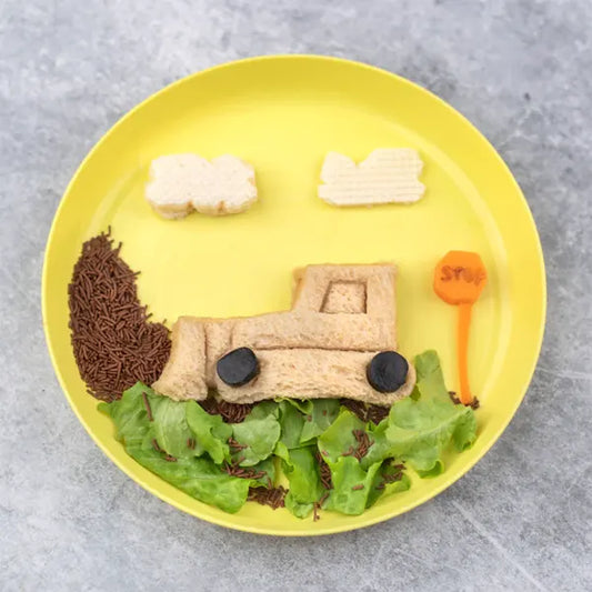 Lunch Punch Sandwich Cutters, Construction (Set of 2) - Healthy Snacks NZ