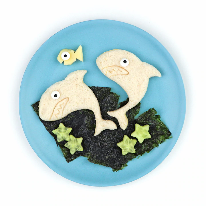 Lunch Punch Sandwich Cutters, Shark (Set of 2) - Healthy Snacks NZ