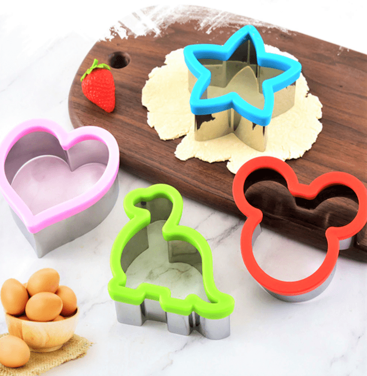 (4pc) Stainless Steel Sandwich Cutters Set