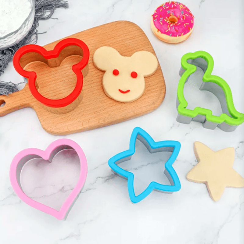 (1pc) Stainless Steel Sandwich Cutter, Assorted - Healthy Snacks NZ