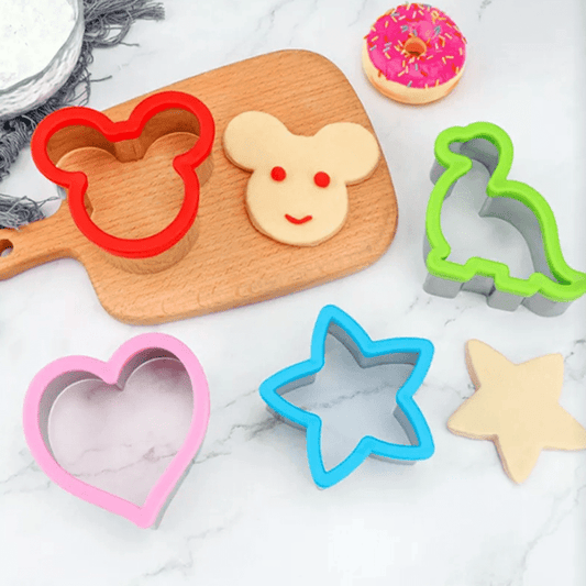 (1pc) Stainless Steel Sandwich Cutter, Assorted - Healthy Snacks NZ